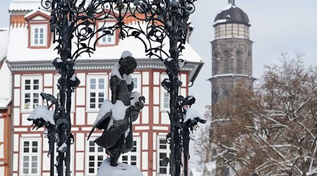 Auch in Göttingen sorgt die weiße Witterung für Einschränkungen. (Archivbild) / Foto: Swen Pförtner/dpa