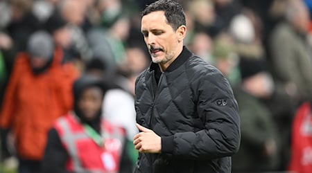 Muss er bald gehen? Eintracht Frankfurts Cheftrainer Dino Toppmöller.  / Foto: --/dpa