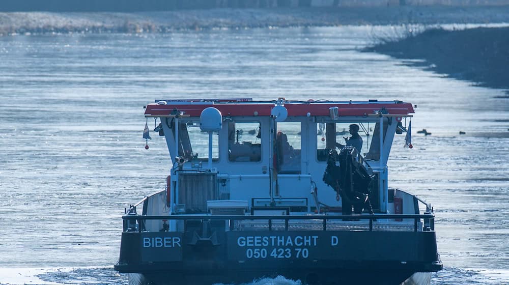 Der Elbe-Lübeck-Kanal ist seit Donnerstag nicht mehr für normale Schiffe befahrbar. (Archivbild) / Foto: Jens Büttner/dpa