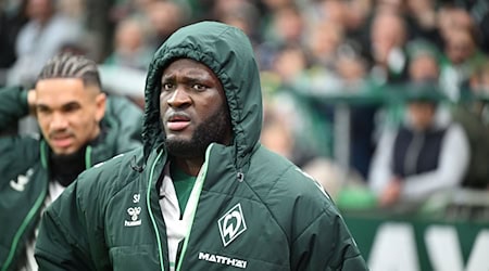 Victor Boniface fehlte wie erwartet beim Bremer Trainingsauftakt. (Archivbild) / Foto: Carmen Jaspersen/dpa