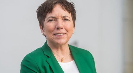 Margot Käßmann will ihren eigenen Worten zufolge nicht noch einmal heiraten. (Archivbild) / Foto: Julian Stratenschulte/dpa