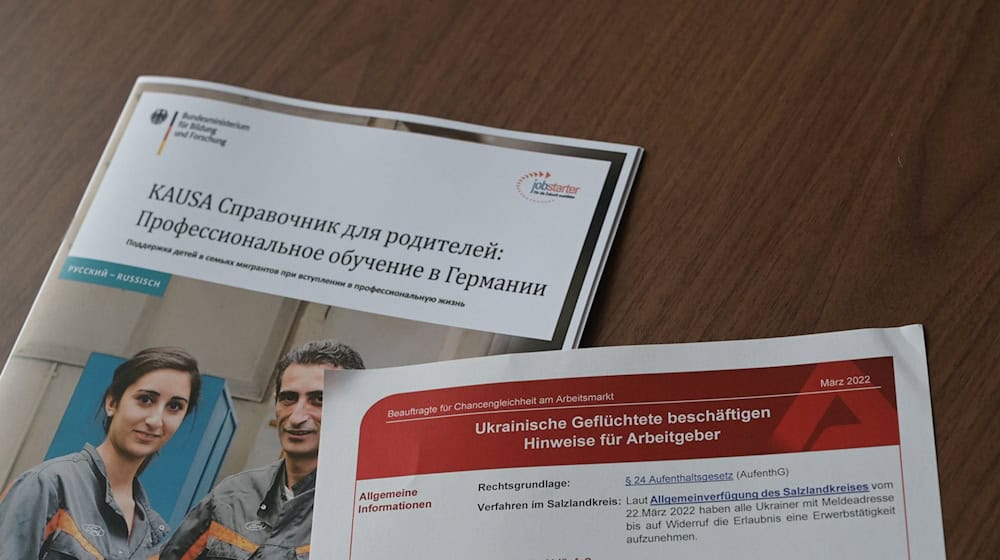 Fast 40.000 Ukrainerinnen und Ukrainer haben inzwischen in Niedersachsen und Bremen eine Arbeit gefunden. (Symbolbild) / Foto: Heiko Rebsch/dpa