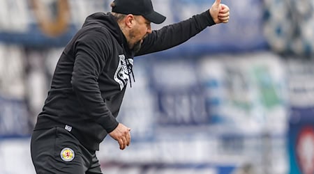 Sehr zufrieden: Braunschweig-Trainer Heiner Backhaus. / Foto: Andreas Gora/dpa