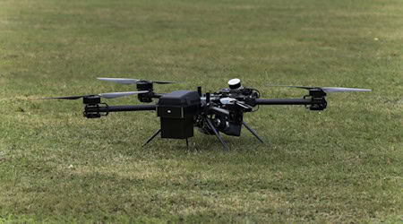 Diese Abfangdrohne von Argus Interception kommt nach Unternehmensangaben etwa beim Schutz kritischer Infrastruktur wie Flughäfen zum Einsatz. (Archivbild) / Foto: Marcus Golejewski/dpa