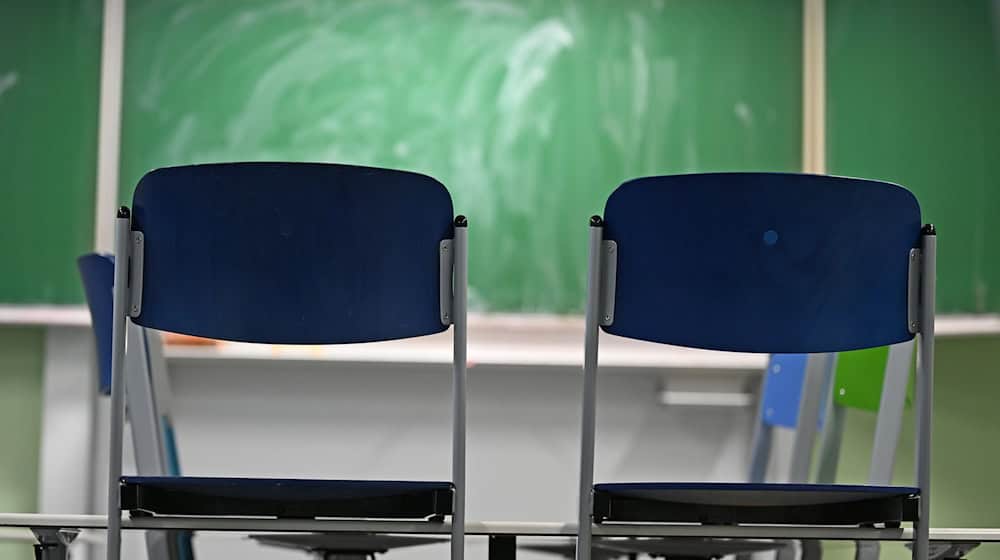 Glatte Straßen im Landkreis Diepholz - dort fällt erneut die Schule aus. (Symbolbild) / Foto: Michael Brandt/dpa
