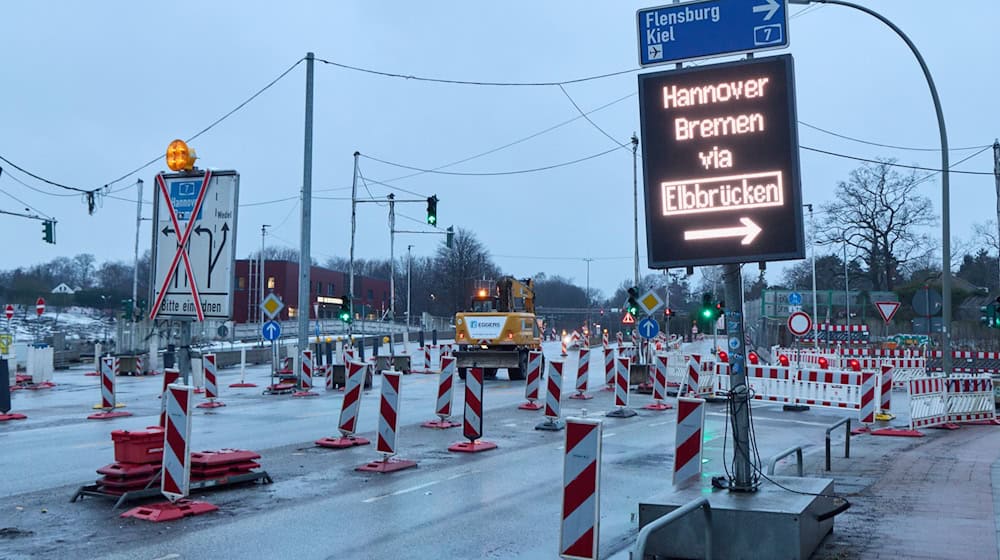 Wegen Bauarbeiten ist der Elbtunnel weiter voll gesperrt.  / Foto: Georg Wendt/dpa