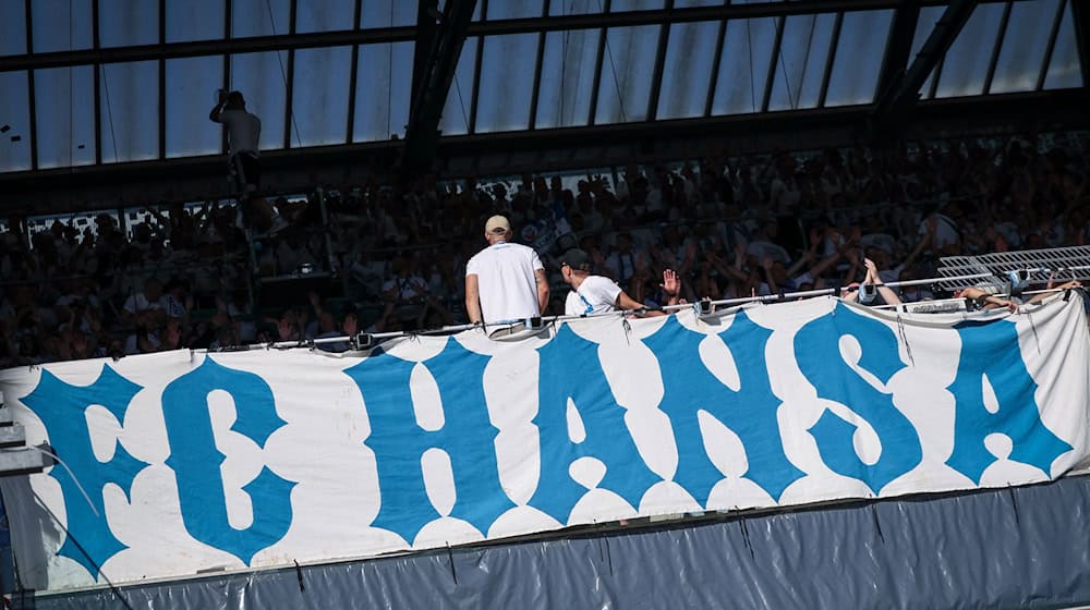 Fans des FC Hansa Rostock / Foto: Christian Charisius/dpa