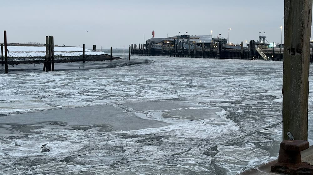 Fähren zu den Inseln können derzeit nicht oder nur eingeschränkt fahren. / Foto: Volker Bartels/dpa