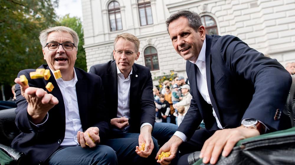 Olaf Lies (SPD) könnte bald Grünkohl-König werden. (Archivbild) / Foto: Hauke-Christian Dittrich/dpa