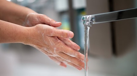 Mehr als 140 Kinder an Grundschule mit Norovirus infiziert