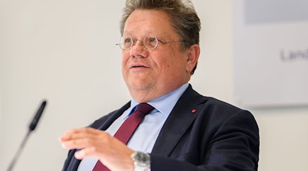 Minister drängt Bund bei Krankenhausreform zu Tempo