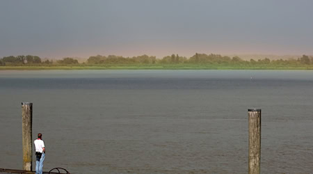 Stade erhält Fördermittel für kompletten Neubau des Schiffsanlegers Stadersand