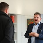 Arbeitsminister Philippi geht davon aus, dass sich das neue Tariftreue- und Vergabegesetz positiv auf den Wirtschaftsstandort Niedersachsen auswirken wird. (Archivbild) / Foto: Lars Penning/dpa