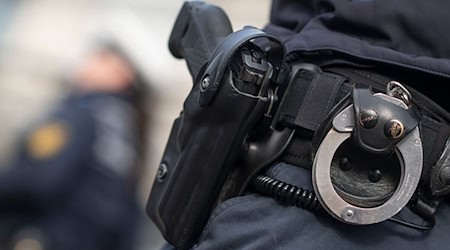 Die Polizei hat einen mutmaßlichen Serieneinbrecher festgenommen. (Archivbild) / Foto: Marijan Murat/dpa