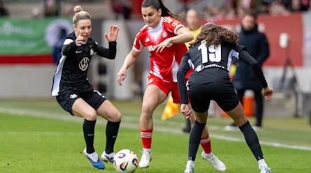 München: FC Bayern Frauen auf Meisterkurs nach 4:1 gegen VfL Wolfsburg