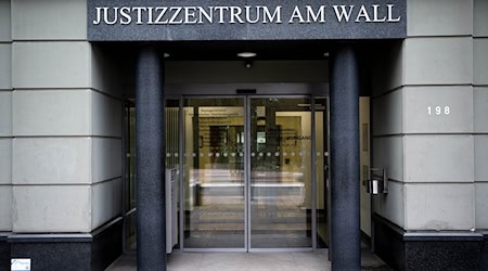 Ein Mitglied des Staatsgerichtshofs tritt zurück. (Archivbild) / Foto: Sina Schuldt/dpa