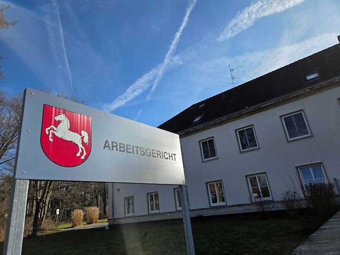 VW-Manager fordern Millionen - Gerichtsstreit um Kündigungen