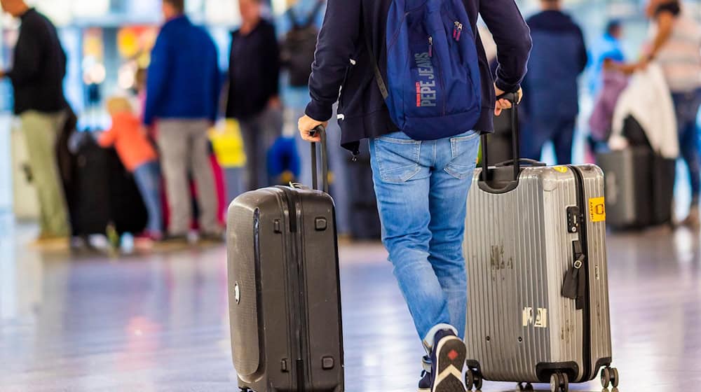 Fluggäste ab Flughafen Bremen können erstmals nach Bodrum fliegen. (Archivbild) / Foto: Moritz Frankenberg/dpa