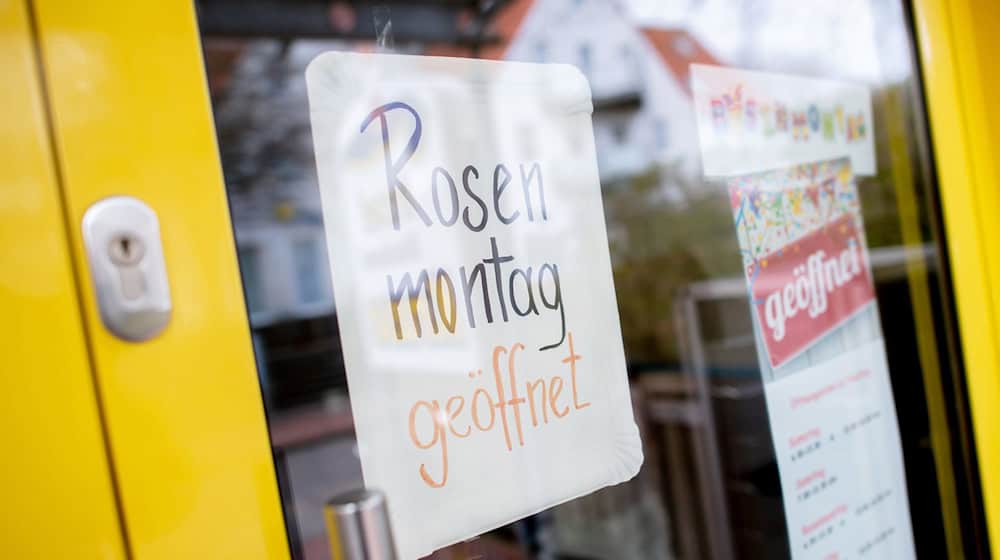 An der Küste stellen sich viele Orte auf Urlauber aus den Karnevalshochburgen ein. (Archivbild) / Foto: Hauke-Christian Dittrich/dpa