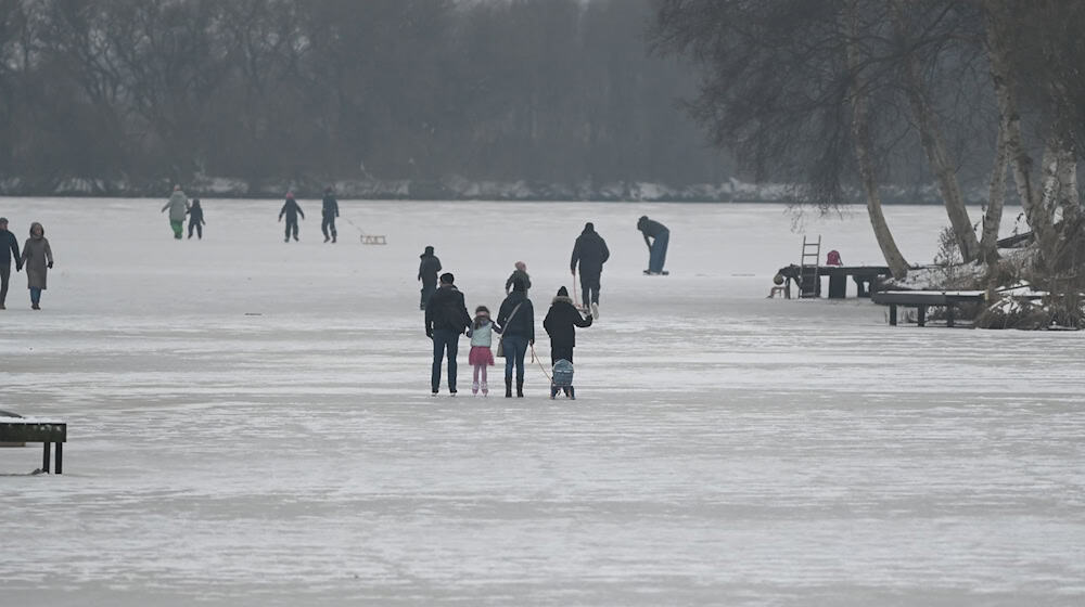 In Niedersachsen bleibt es in den kommenden Tagen eisig. / Foto: Lars Penning/dpa