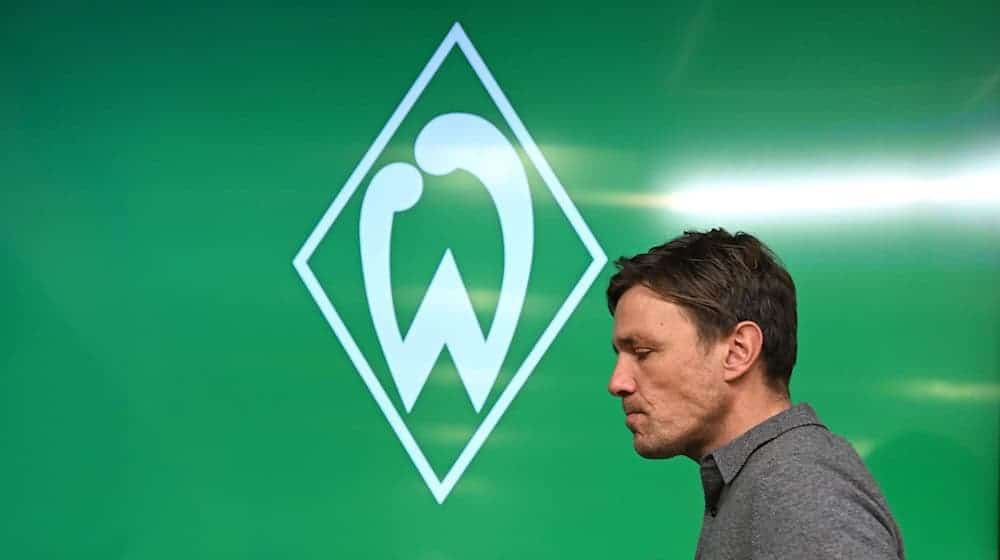 Auf dem Trainer- und Spielermarkt gefordert: Werders Sportchef Clemens Fritz. / Foto: Carmen Jaspersen/dpa