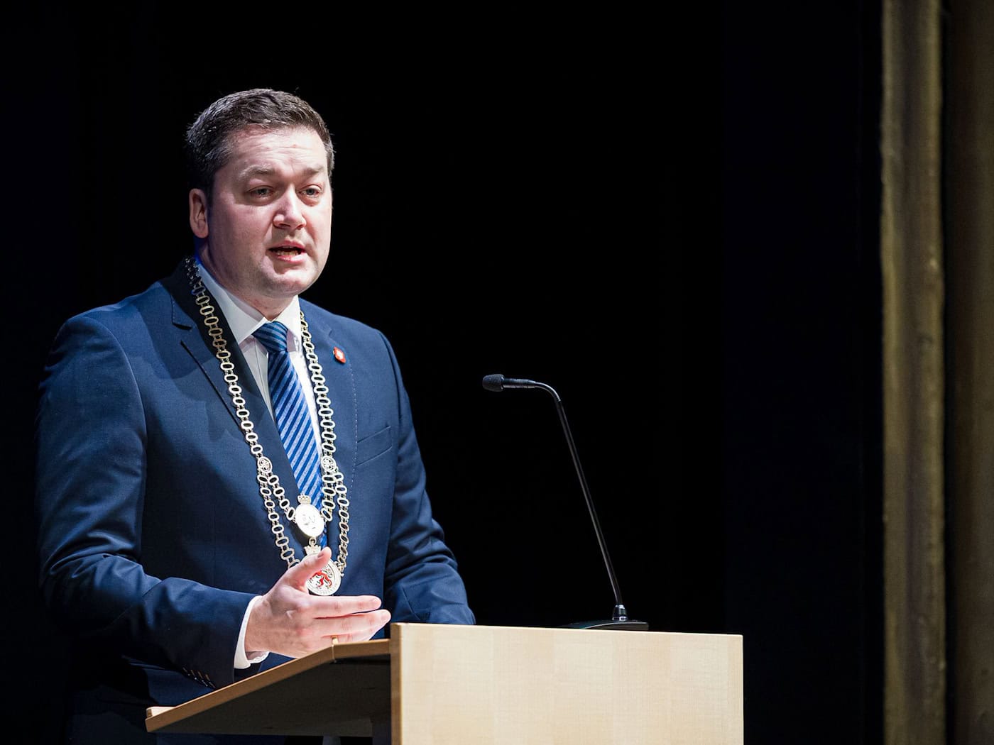 Thorsten Kornblum (SPD), Oberbürgermeister von Braunschweig, ist zum Präsidenten des es Verbandes kommunaler Unternehmen (VKU) gewählt worden. (Archivbild)  / Foto: Moritz Frankenberg/dpa