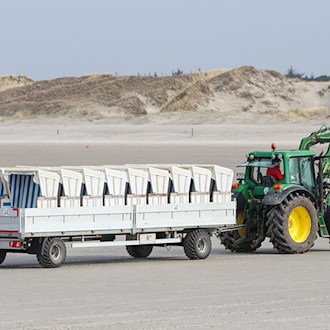 St. Peter-Ording eröffnet die Strandkorbsaison. / Foto: Bodo Marks/dpa