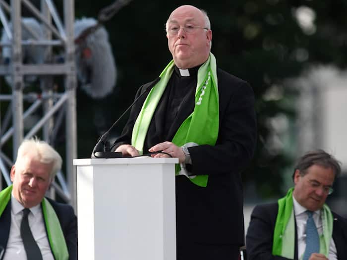 Erzbischof Becker bittet um Entschuldigung