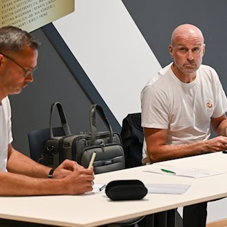 Der frühere Osnabrücker Trainer Marco Antwerpen und sein Co-Trainer Frank Döpper (Archivbild) / Foto: Arne Dedert/dpa