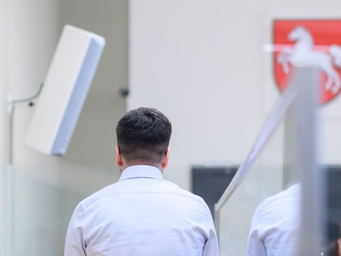 Nach langem Prozess: Staatsanwalt wird wegen Geschäften mit einer Drogenbande verurteilt. (Archivbild) / Foto: Julian Stratenschulte/dpa