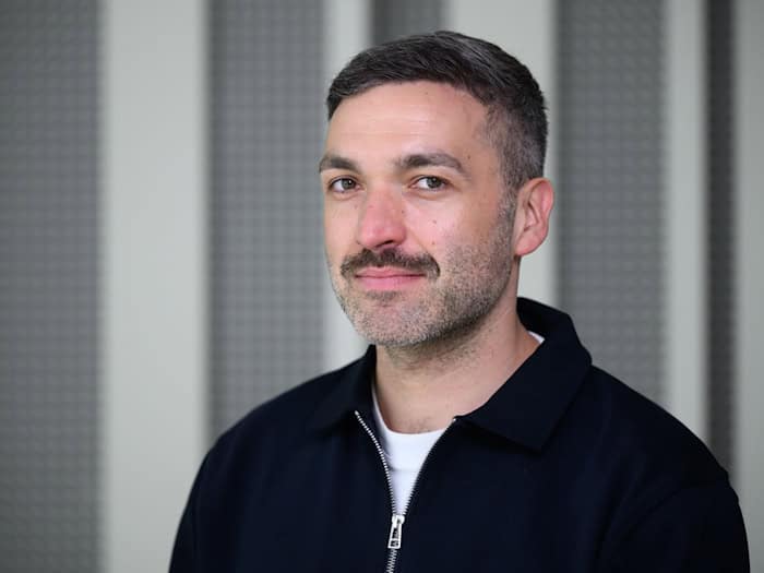 Seit 2015 gehört Konstantin Kuhle dem FDP-Bundesvorstand an. / Foto: Julian Stratenschulte/dpa