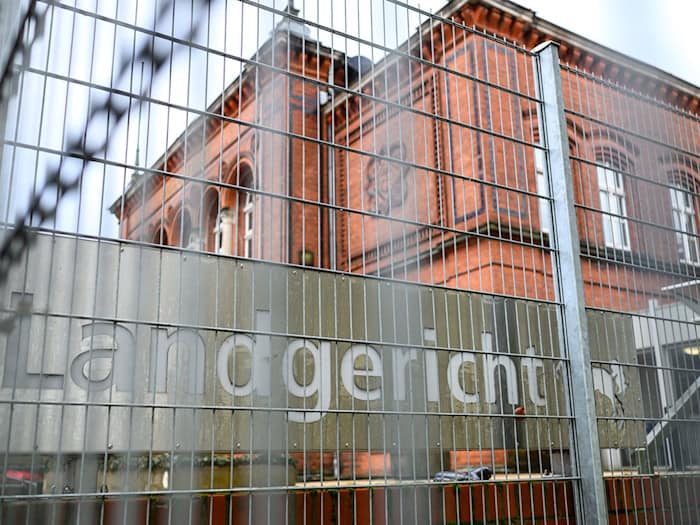 Das Gericht hat entschieden, dass der Angeklagte bald aus dem Gefängnis darf. (Archivbild) / Foto: Izabela Mittwollen/dpa