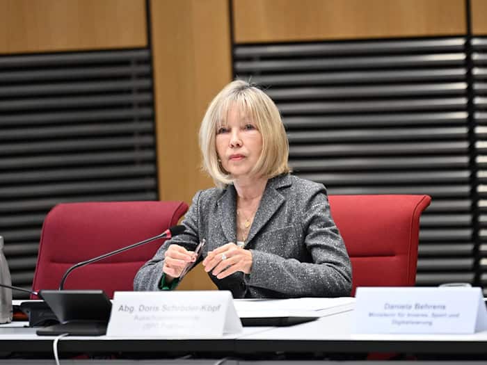 Mit Doris Schröder-Kopf (SPD) fordert eine prominente Landtagsabgeordnete Konsequenzen an der Spitze der eigenen Partei. (Archivbild) / Foto: Shireen Broszies/dpa