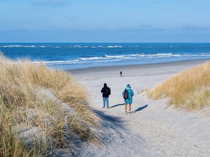 Die Urlaubsregionen hoffen zu Ostern auf sonniges Frühlingswetter. (Archivbild) / Foto: Hauke-Christian Dittrich/dpa