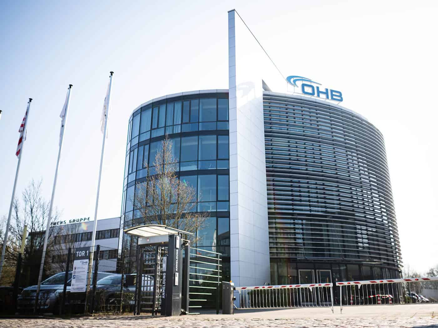 Die Geschäfte des Raumfahrt- und Technologiekonzerns OHB laufen gut.  / Foto: Sina Schuldt/dpa