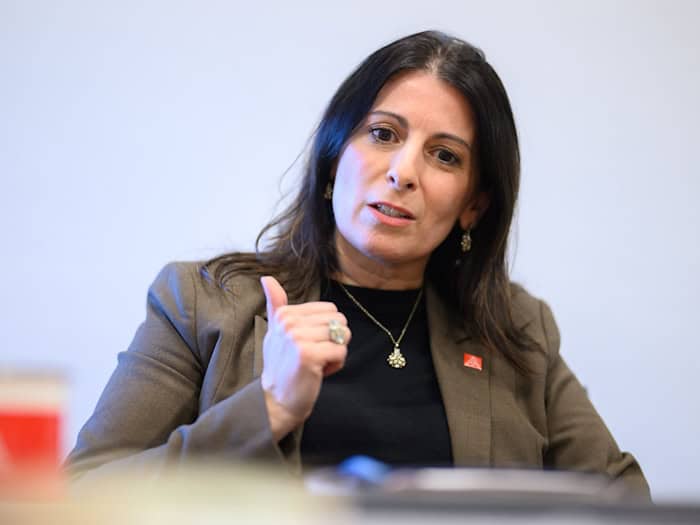 Bei Volkswagen wird der Betriebsrat neu gewählt. Amtsinhaberin Daniela Cavallo bewirbt sich erneut um den Vorsitz. / Foto: Julian Stratenschulte/dpa