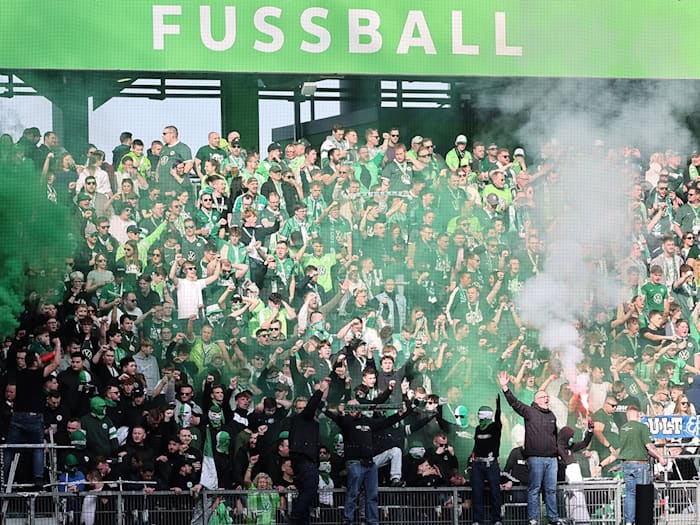 Die Volkswagen Arena soll gegen Werder Bremen in Wolfsburger Hand sein.   / Foto: Andreas Gora/dpa