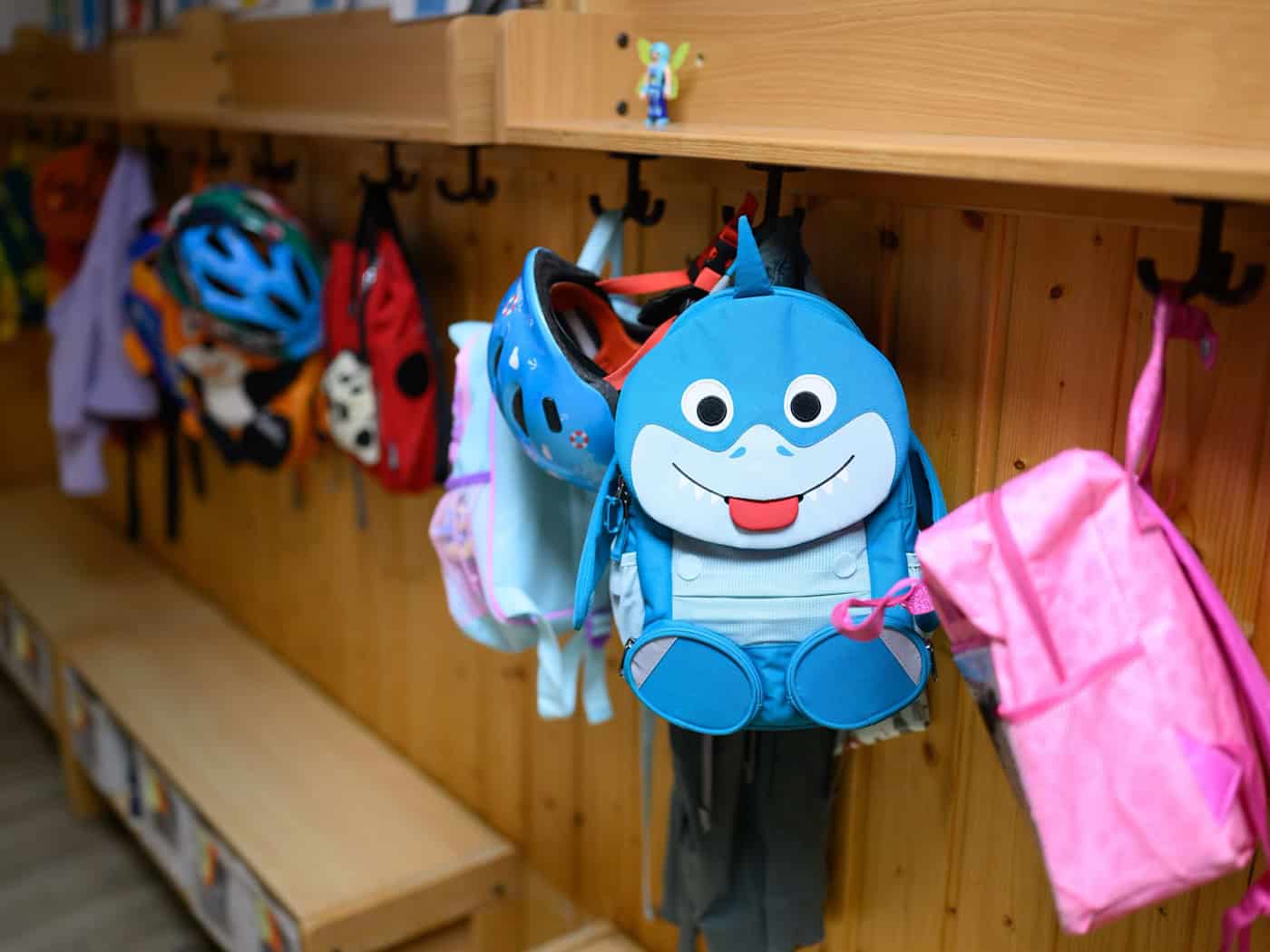 Steigende Kosten verschärfen den finanziellen Druck auf die Kindertagesbetreuung und die kommunalen Haushalte. (Symbolbild) / Foto: Julian Stratenschulte/dpa