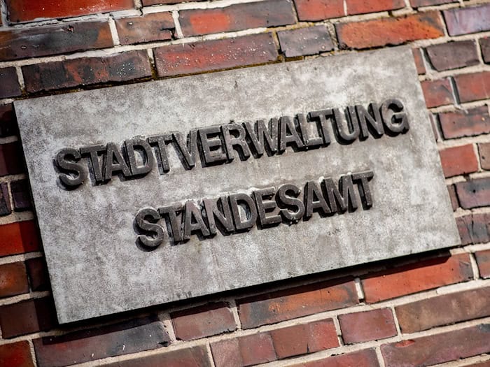 Bisher gilt für Hauptverwaltungsbeamte wie Bürgermeister und Landräte in Niedersachsen ein Mindestalter von 23 Jahren. (Symbolbild) / Foto: Hauke-Christian Dittrich/dpa