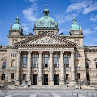Das Gericht verhandelt über eine Klage gegen das Autobahnkreuz Kehdingen. (Archivbild) / Foto: Jan Woitas/dpa