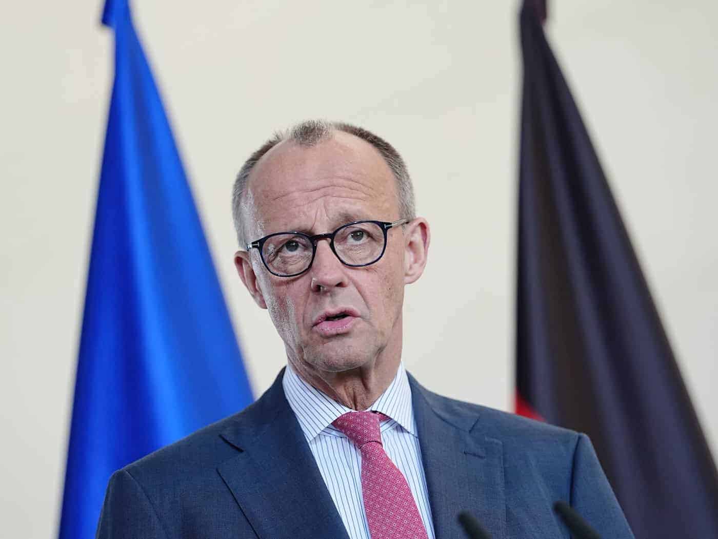 Bundeskanzler Friedrich Merz (CDU) gibt ein Pressestatement. / Foto: Kay Nietfeld/dpa