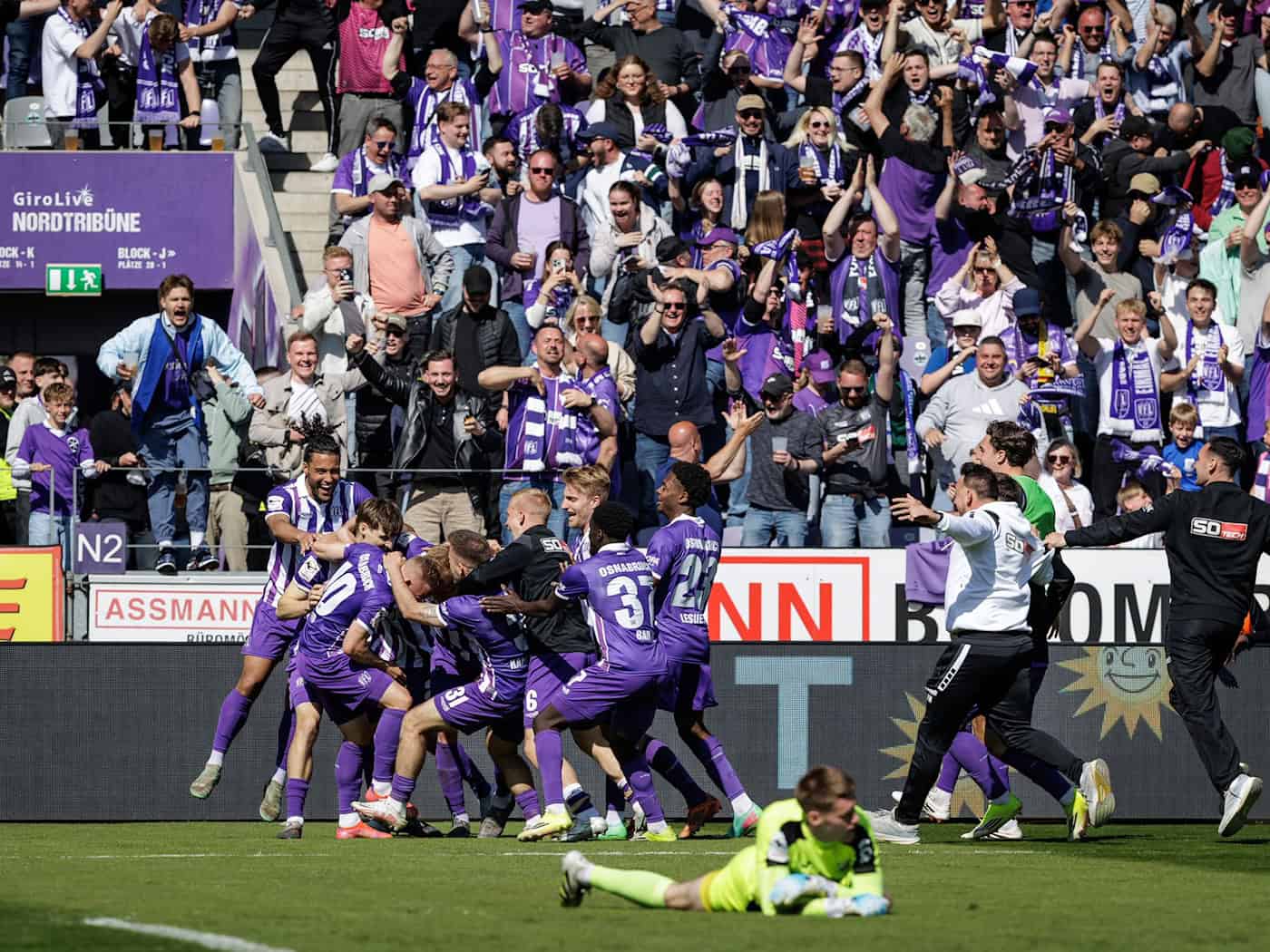 Fast am Ziel: Osnabrücker Jubel nach dem Siegtor gegen Verl. / Foto: David Ebener/dpa