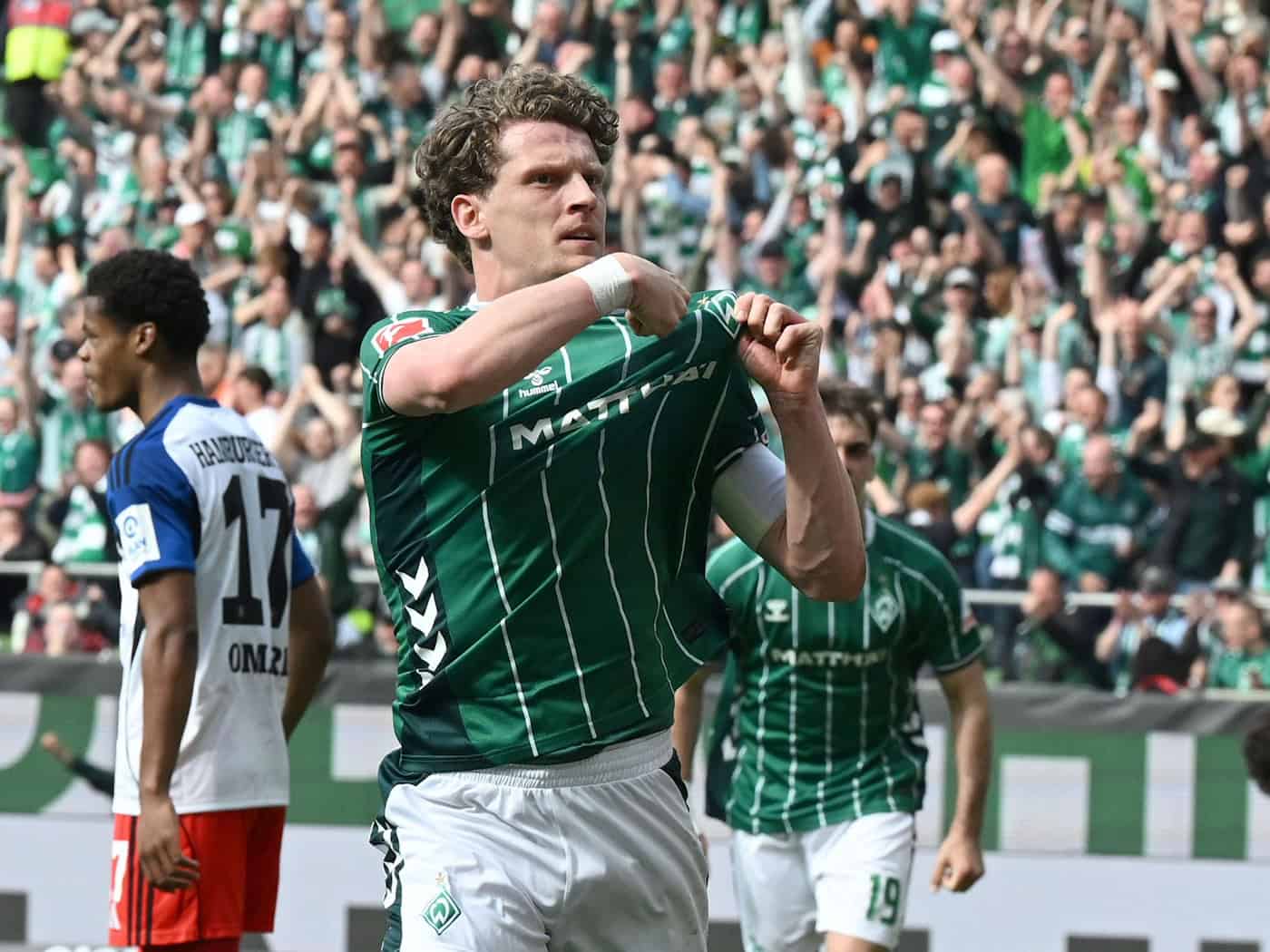 Derby-Held: Werder Bremens Jens Stage nach dem ersten von zwei Toren gegen den Hamburger SV. / Foto: Carmen Jaspersen/dpa