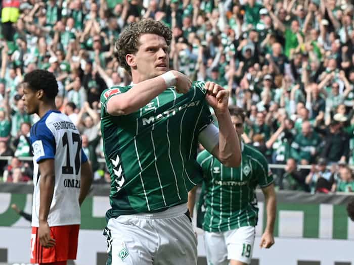 Derby-Held: Werder Bremens Jens Stage nach dem ersten von zwei Toren gegen den Hamburger SV. / Foto: Carmen Jaspersen/dpa