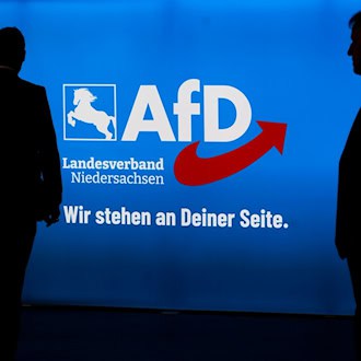 Die AfD Niedersachsen weist alle Vorwürfe zurück und beteuert, rechtmäßig gehandelt zu haben. (Archivbild) / Foto: Julian Stratenschulte/dpa