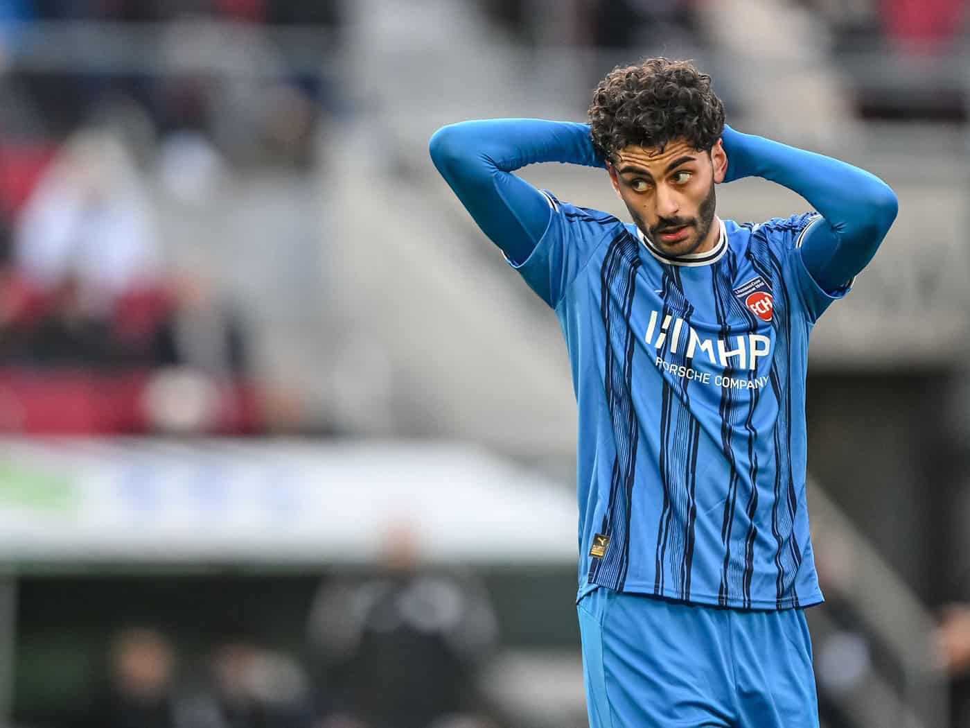 Eren Dinkçi macht sich große Sorgen um seine erkrankte Freundin. (Archivbild) / Foto: Harry Langer/dpa