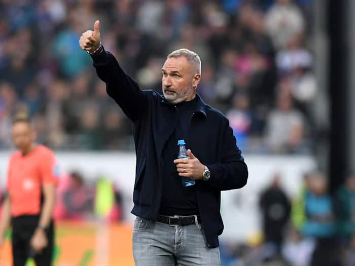 Kiels Trainer Tim Walter. (Archivbild) / Foto: Daniel Bockwoldt/dpa