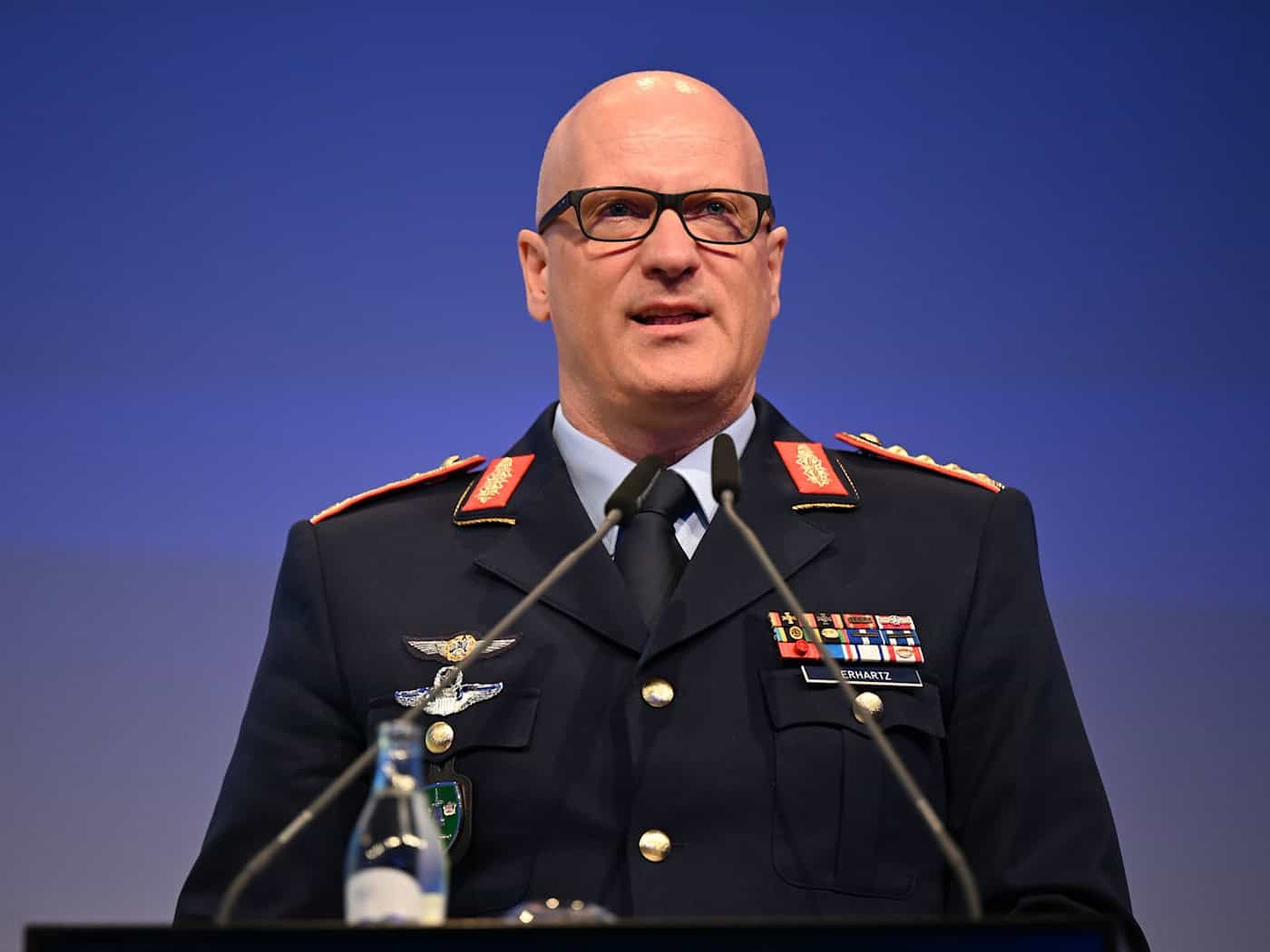 Nato-General Ingo Gerhartz unterstrich in seiner Rede die Bedeutung freier Seewege - etwa in der Ostsee. (Archivbild) / Foto: Wolf von Dewitz/dpa
