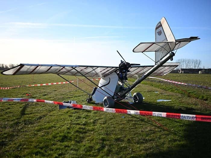 Der Pilot kam bei dem Absturz ums Leben. / Foto: Lars Penning/dpa
