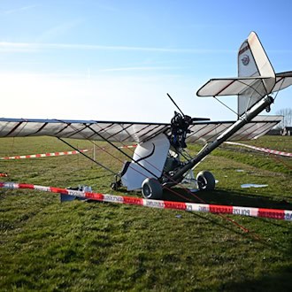 Der Pilot kam bei dem Absturz ums Leben. / Foto: Lars Penning/dpa